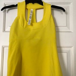 Lululemon top